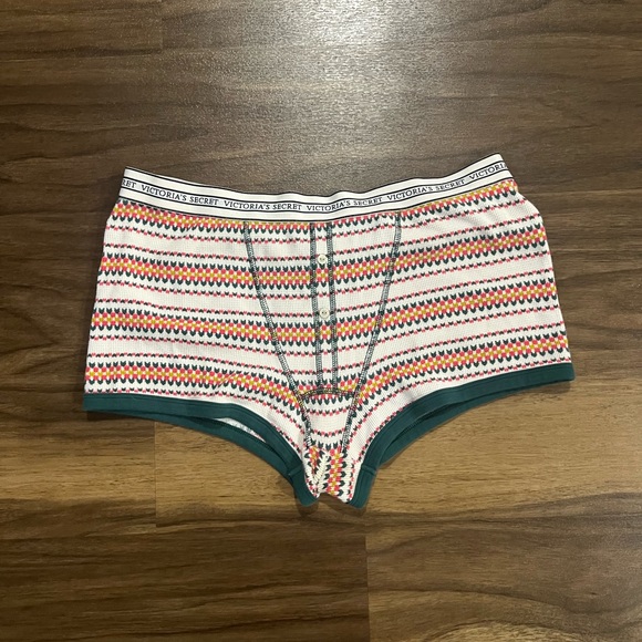 Victoria Secrets boxer lounge shorts - Picture 1 of 2